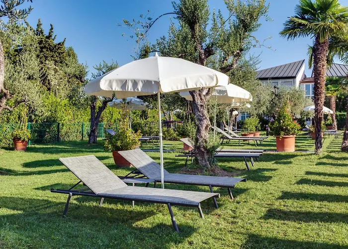 מלון Caesius Thermae & 4*