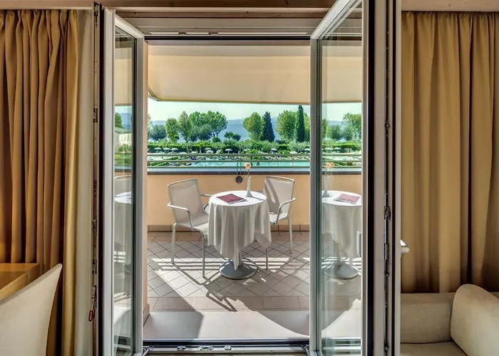 מלון Caesius Thermae &