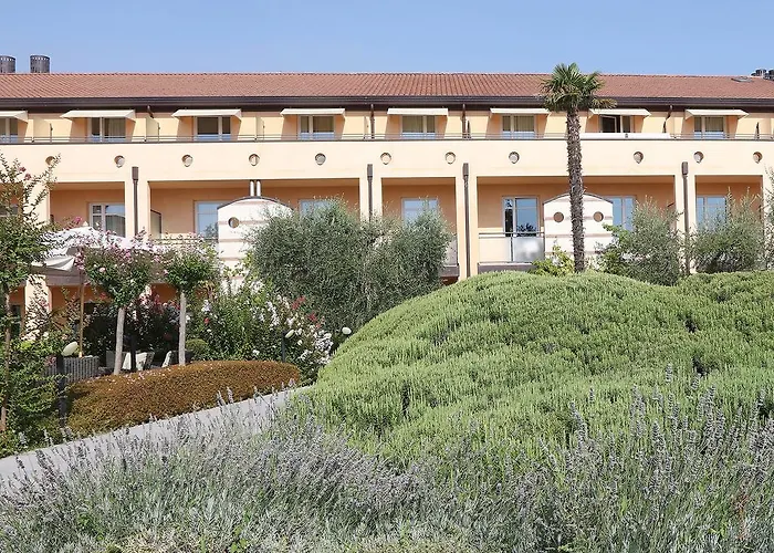 מלון Caesius Thermae &