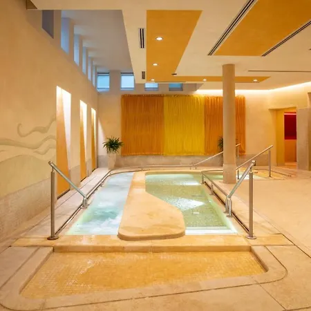 Hotel Caesius Thermae &