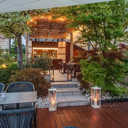 凯耶苏斯温泉浴场度假酒店 4*