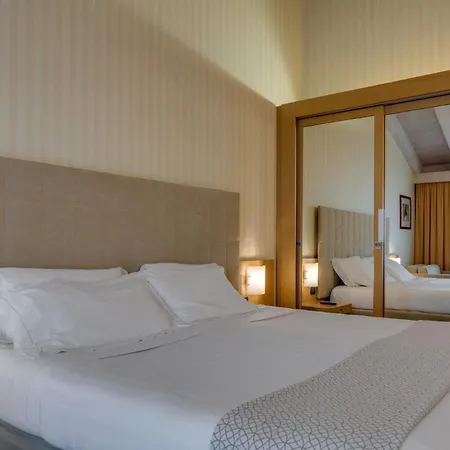 凯耶苏斯温泉浴场度假酒店 酒店 4*