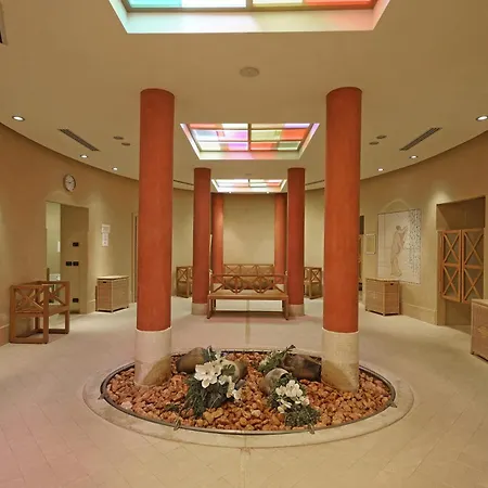 酒店 凯耶苏斯温泉浴场度假酒店 巴多利诺