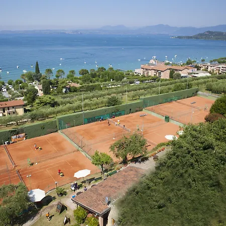 凯耶苏斯温泉浴场度假酒店 酒店