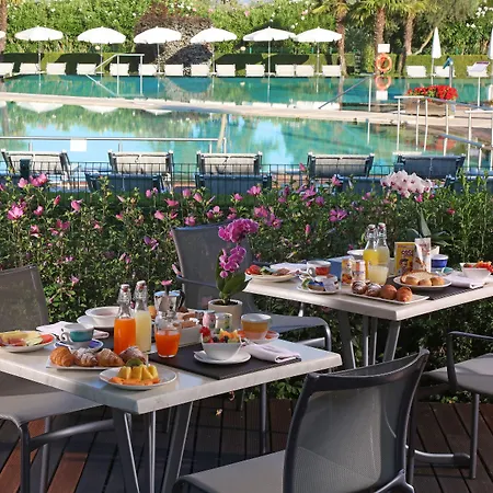 凯耶苏斯温泉浴场度假酒店